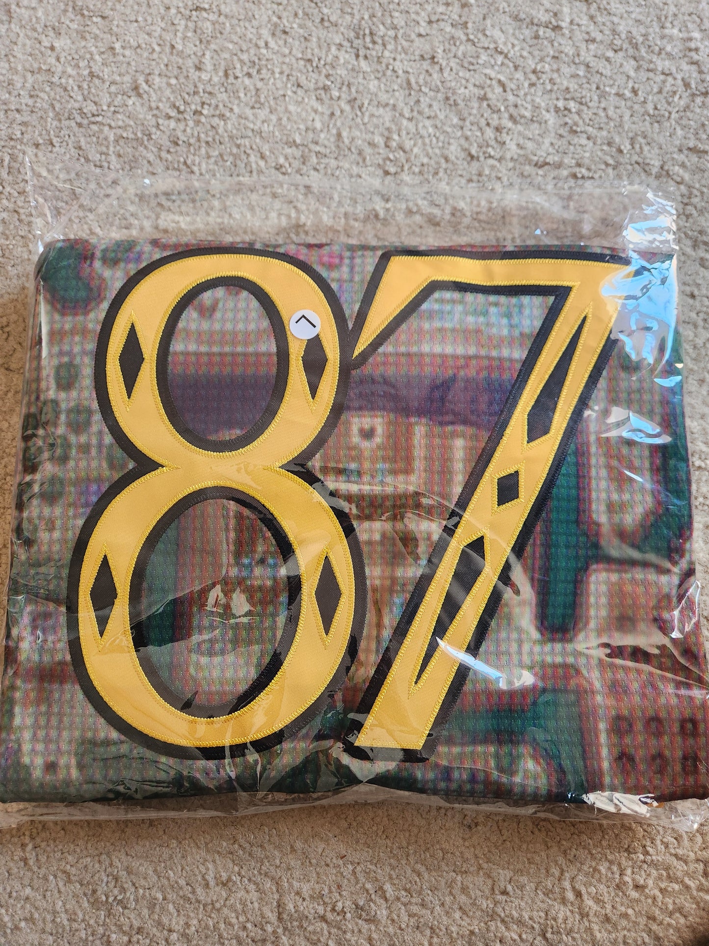 L - 808 Legend of Wobble jersey
